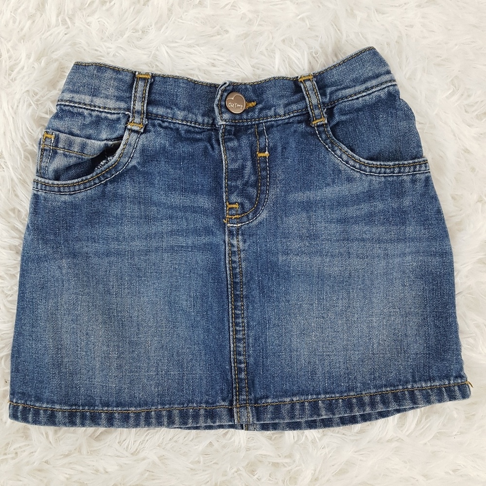 Girl's Old Navy denim skirt